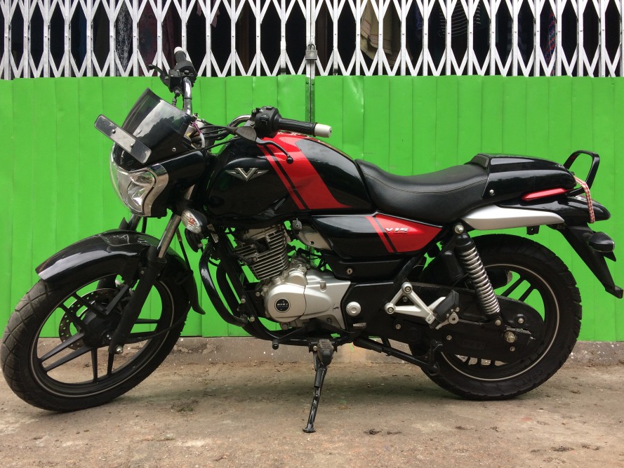 Bajaj V15 Myanmar Motorbike Tours