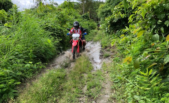 Myanmar-motorbike-tour